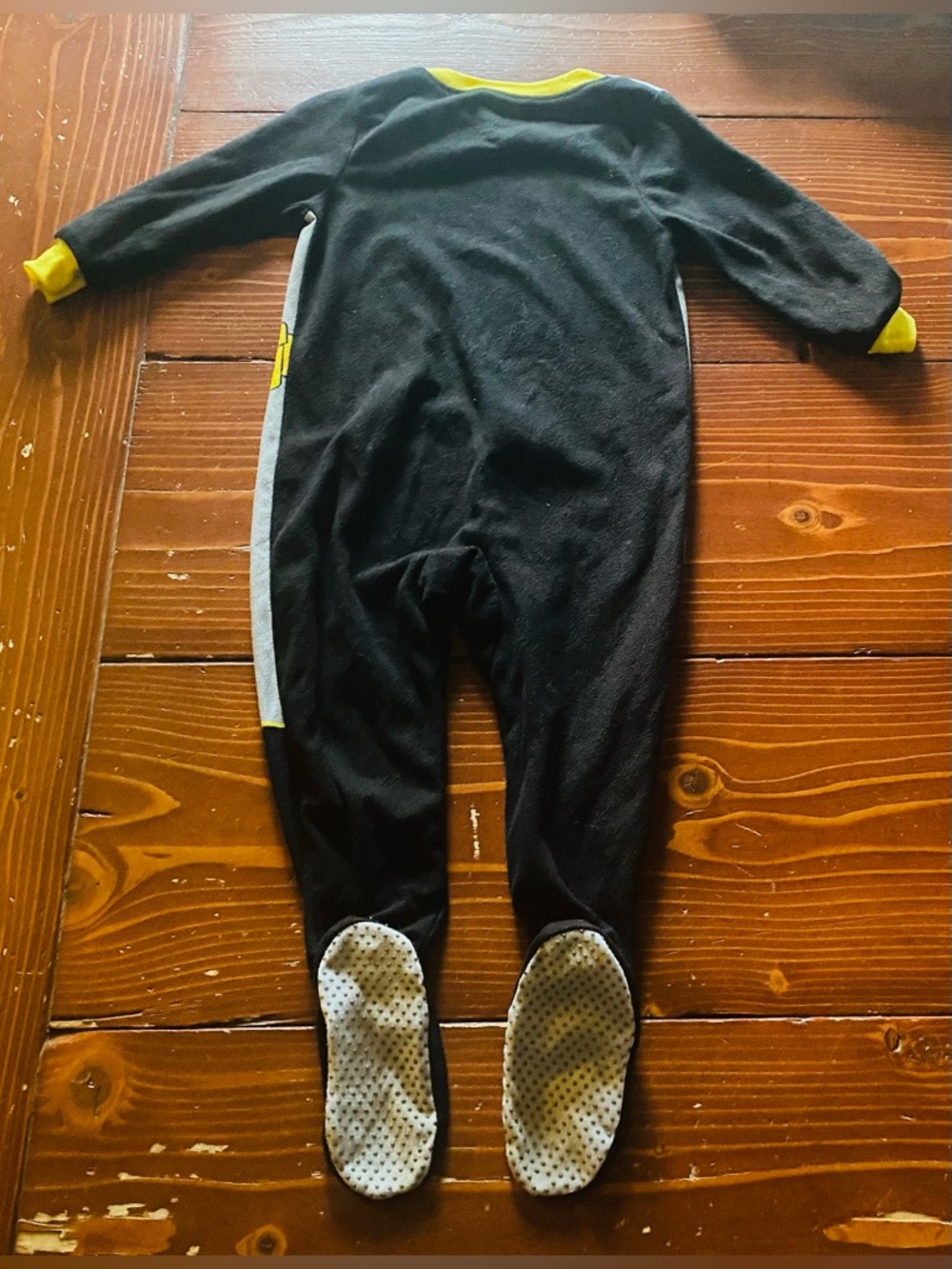Batman one piece footed pajama - Picture 2 of 4